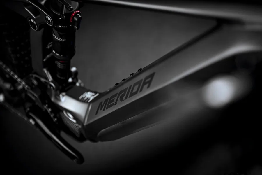 Електровелосипед Merida eONE-FORTY 700 silk anthracite 2021